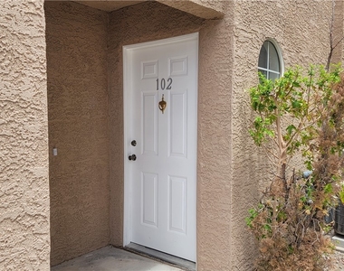 1375 E Hacienda Avenue - Photo Thumbnail 3