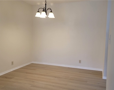 1375 E Hacienda Avenue - Photo Thumbnail 10