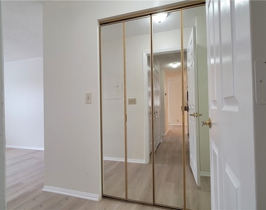 1375 E Hacienda Avenue - Photo Thumbnail 22
