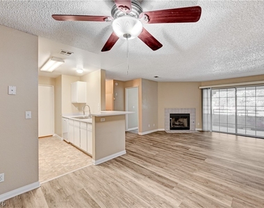 2200 S Fort Apache Road - Photo Thumbnail 14