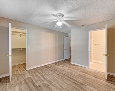 2200 S Fort Apache Road - Photo Thumbnail 24