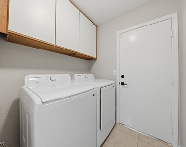 735 Stonecliff Way - Photo Thumbnail 38