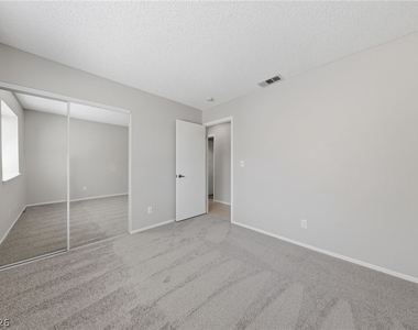 735 Stonecliff Way - Photo Thumbnail 33
