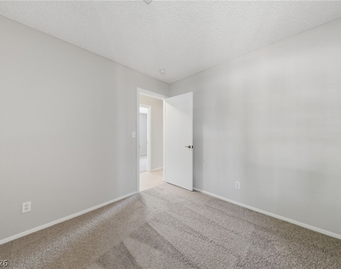 735 Stonecliff Way - Photo Thumbnail 37