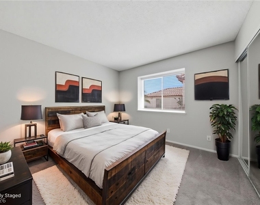 735 Stonecliff Way - Photo Thumbnail 28