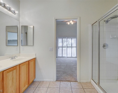 7450 S Eastern Avenue - Photo Thumbnail 24