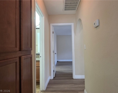 1844 N Decatur Boulevard - Photo Thumbnail 9
