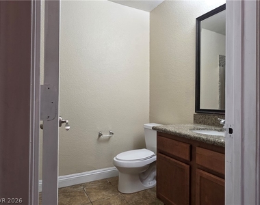 1844 N Decatur Boulevard - Photo Thumbnail 12