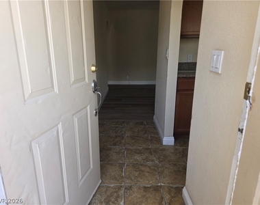1844 N Decatur Boulevard - Photo Thumbnail 2