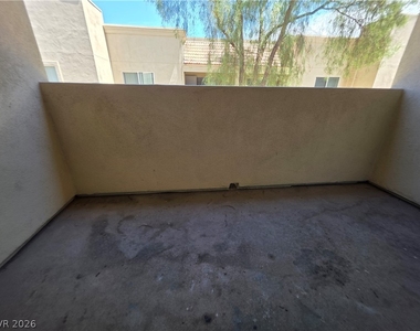 1844 N Decatur Boulevard - Photo Thumbnail 16