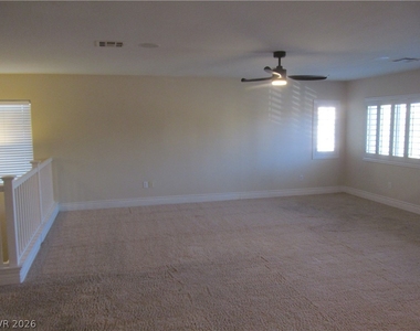 343 Center Green Drive - Photo Thumbnail 14