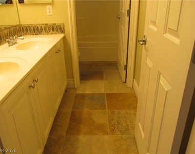 343 Center Green Drive - Photo Thumbnail 27