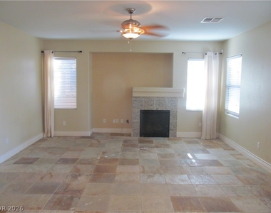 343 Center Green Drive - Photo Thumbnail 10