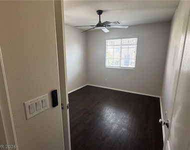 9036 Silken Crests Court - Photo Thumbnail 12