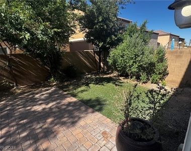9036 Silken Crests Court - Photo Thumbnail 4