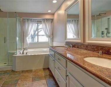 2108 Crestpoint Way - Photo Thumbnail 14