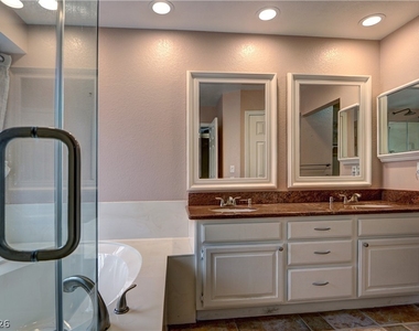 2108 Crestpoint Way - Photo Thumbnail 15