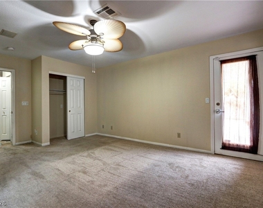 2108 Crestpoint Way - Photo Thumbnail 13