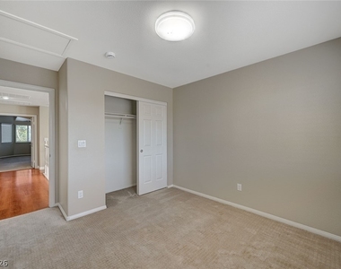 1005 Prestige Meadows Place - Photo Thumbnail 34