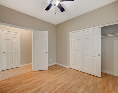 1005 Prestige Meadows Place - Photo Thumbnail 18