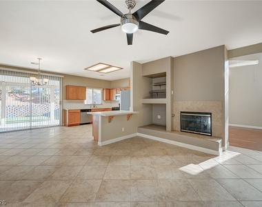 1005 Prestige Meadows Place - Photo Thumbnail 7
