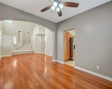 1005 Prestige Meadows Place - Photo Thumbnail 5