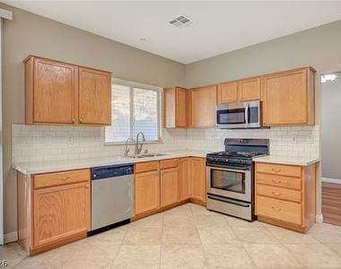 1005 Prestige Meadows Place - Photo Thumbnail 14