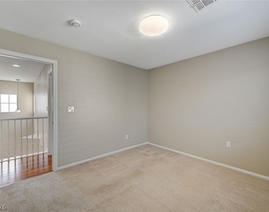 1005 Prestige Meadows Place - Photo Thumbnail 39
