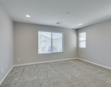10021 Silver Comet Court - Photo Thumbnail 30