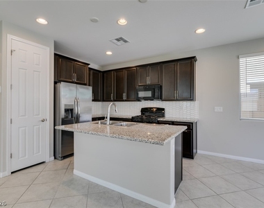 10021 Silver Comet Court - Photo Thumbnail 19