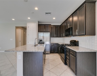 10021 Silver Comet Court - Photo Thumbnail 18