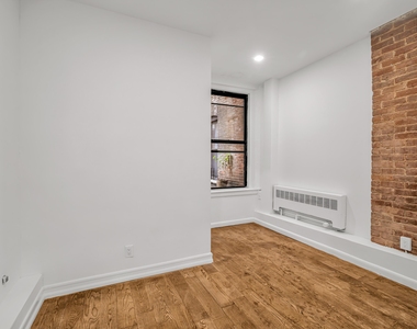 1412 Madison Avenue - Photo Thumbnail 3