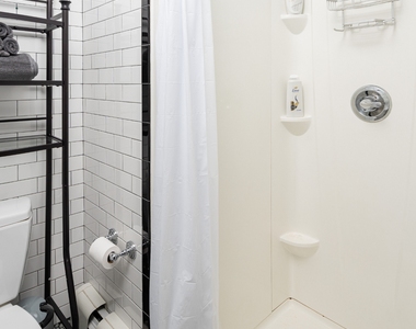 509 East 87th Street - Photo Thumbnail 7