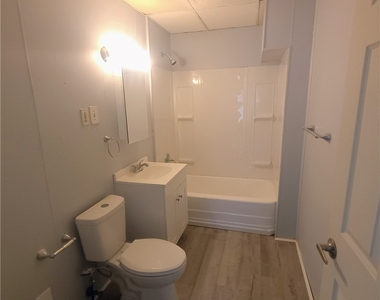406 Union Place - Photo Thumbnail 7