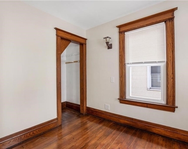 37 Niagara Street - Photo Thumbnail 26