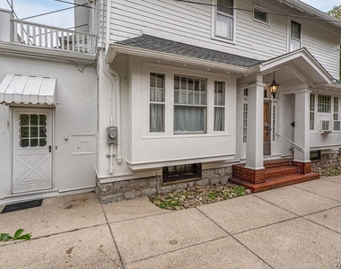 10 Summit Avenue - Photo Thumbnail 34
