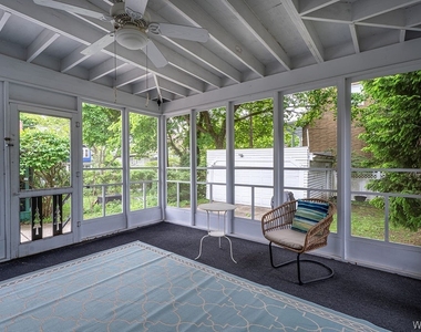 10 Summit Avenue - Photo Thumbnail 17