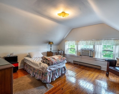 10 Summit Avenue - Photo Thumbnail 32