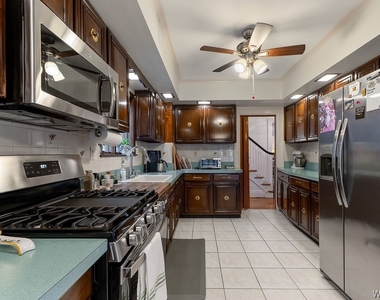 10 Summit Avenue - Photo Thumbnail 15