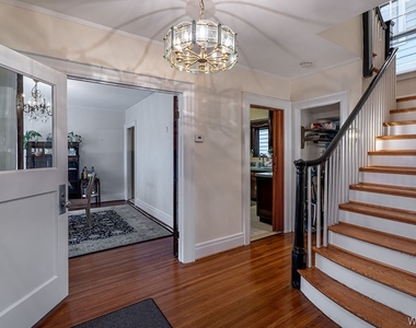10 Summit Avenue - Photo Thumbnail 5
