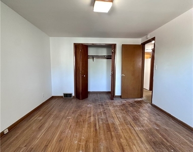 92 Lasalle Avenue - Photo Thumbnail 10