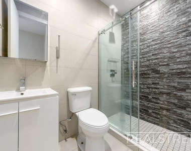 277 Linden St - Photo Thumbnail 11