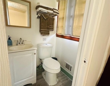 6441 Dunmoor Drive - Photo Thumbnail 15
