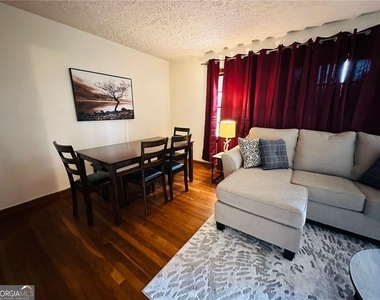 6441 Dunmoor Drive - Photo Thumbnail 19