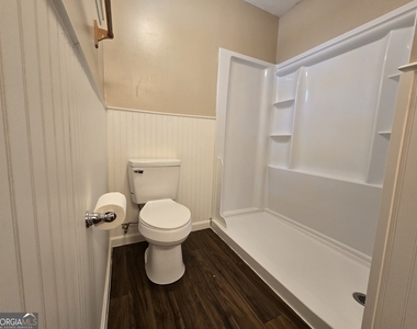 403 E Lawnwood Avenue - Photo Thumbnail 23