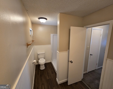 403 E Lawnwood Avenue - Photo Thumbnail 21