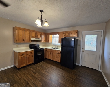 403 E Lawnwood Avenue - Photo Thumbnail 10
