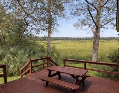 63 Navigator Lane - Photo Thumbnail 5