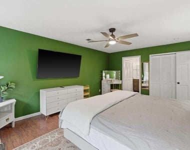 109 Bowfin Bay - Photo Thumbnail 24