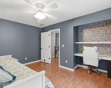 109 Bowfin Bay - Photo Thumbnail 21